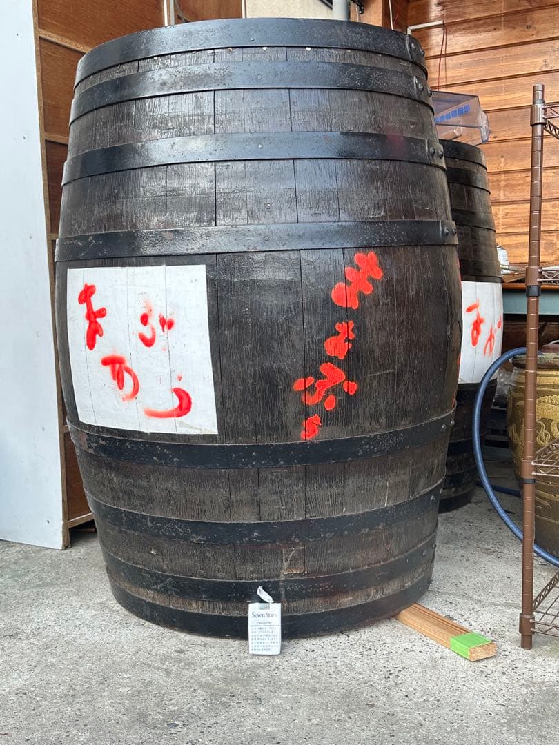 立ち飲み用樽　野外テーブル