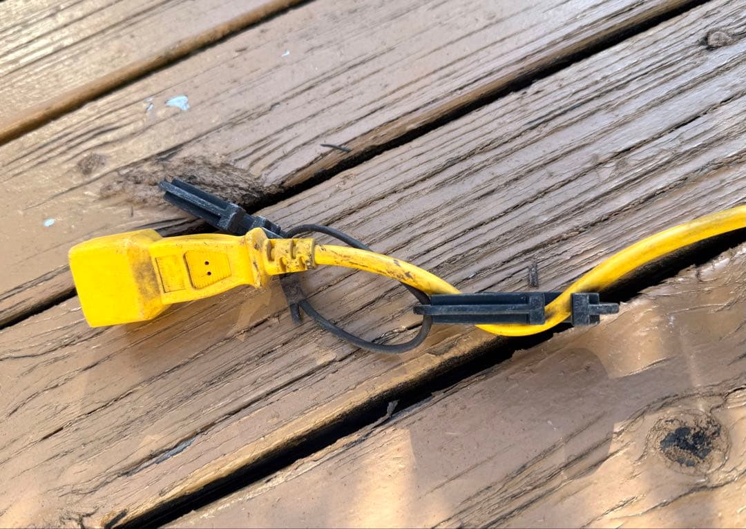 【マキタ】250mm 草刈り機 MUM252