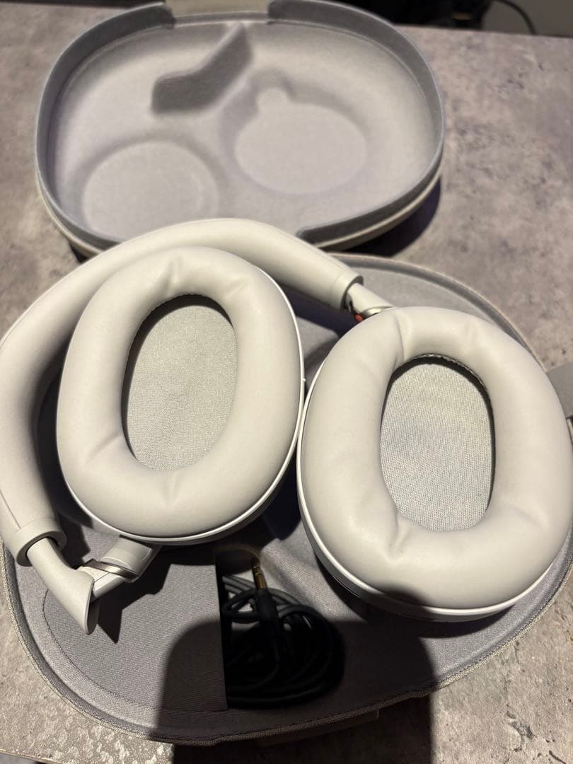 ヘッドホン SONY1000xm6