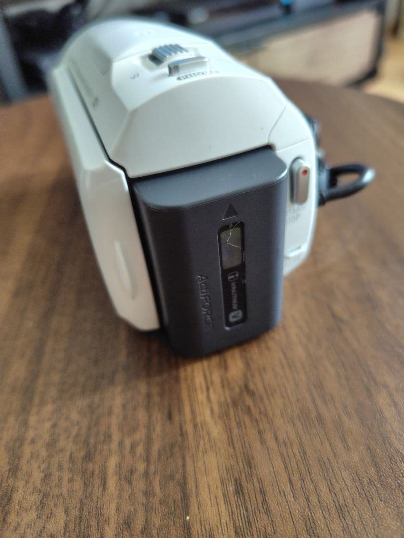 美品☆Sony HDビデオカメラ 本体　ケース付き