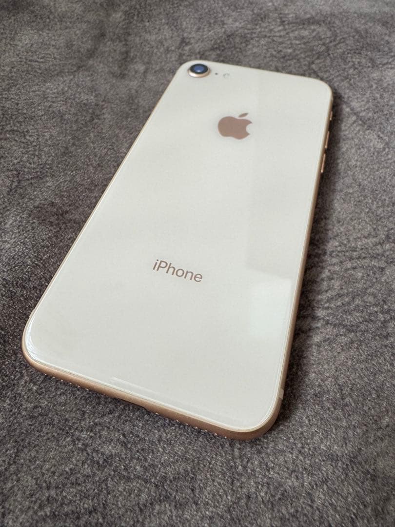 iPhone 8 64GB ゴールド SIMフリー バッテリー83% 動作確認済