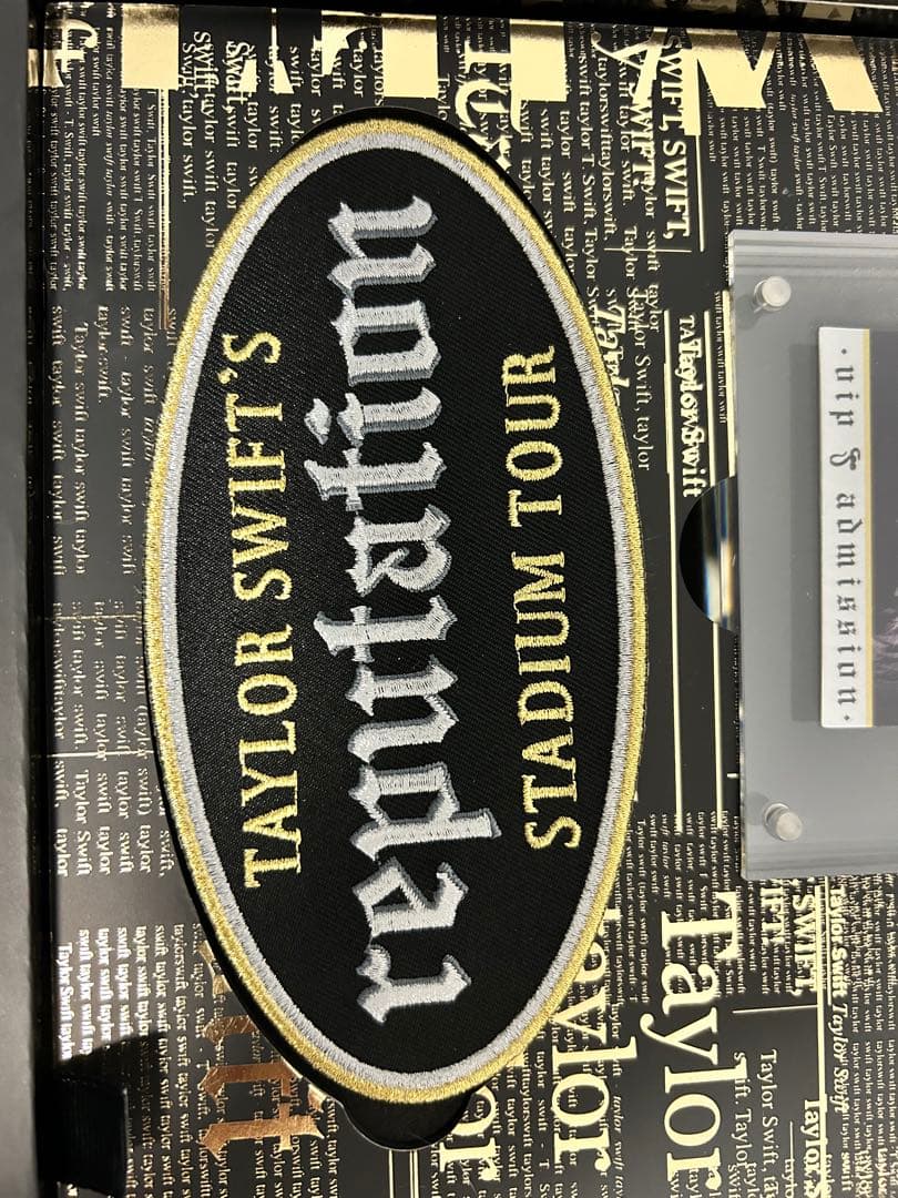 【直筆サイン付】テイラースウィフト reputation VIP BOX 限定版