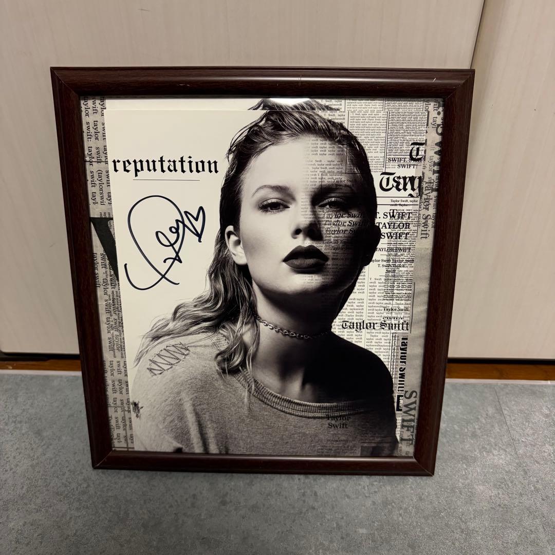 【直筆サイン付】テイラースウィフト reputation VIP BOX 限定版