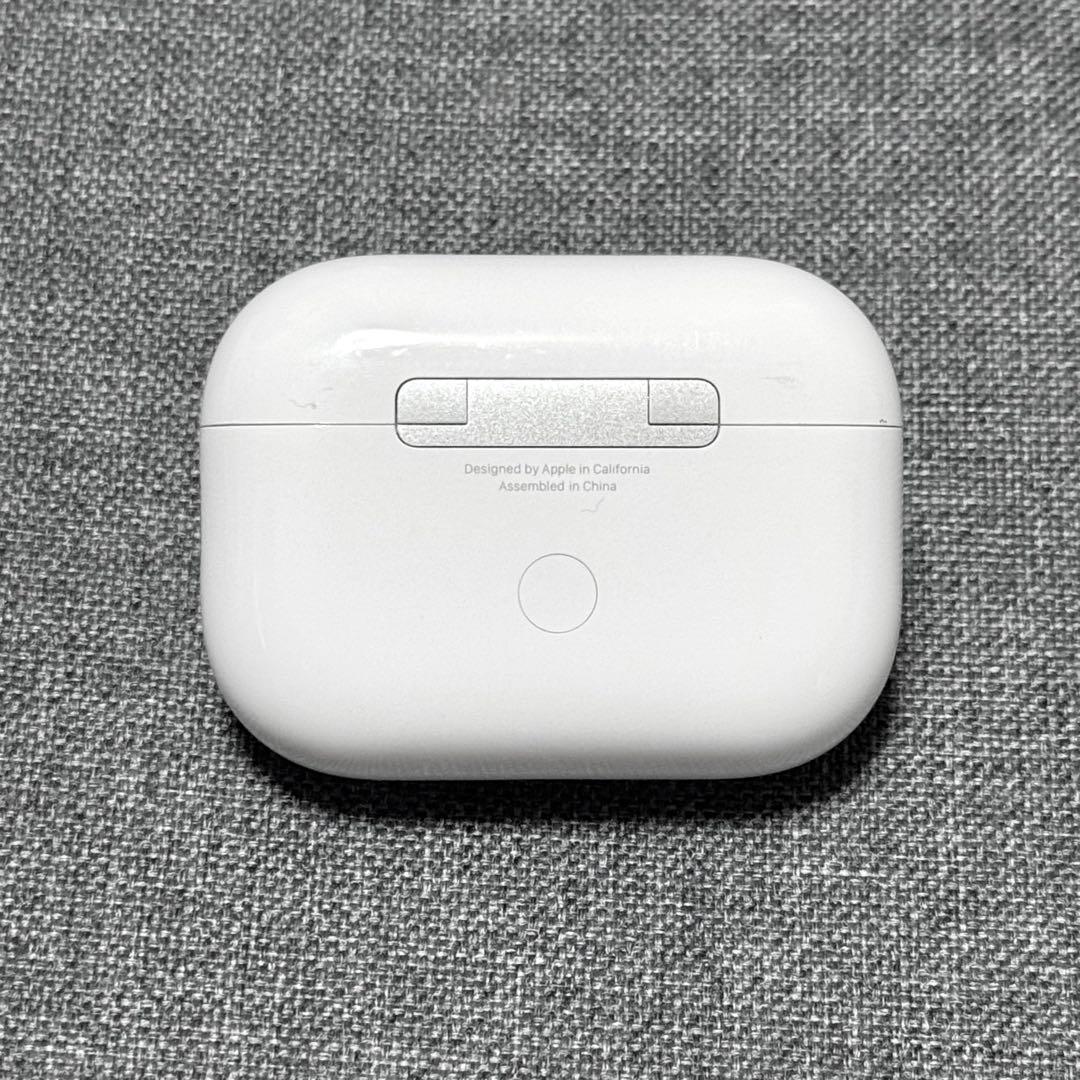 【綺麗】Apple AirPods Pro 第2世代 USB-C 充電ケース