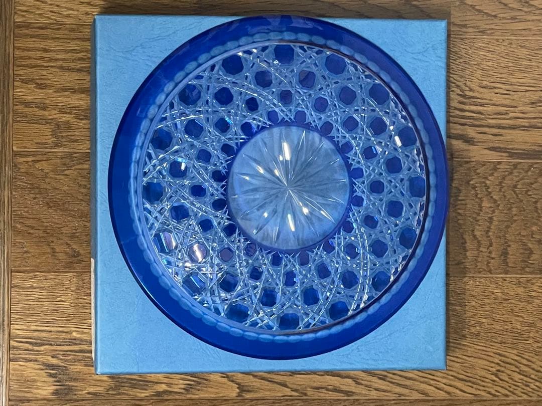 箱付き江戸切子カガミクリスタル　平皿