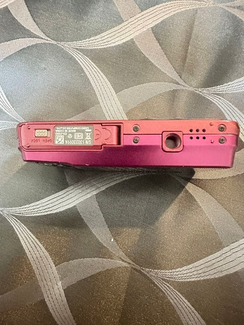 Casio Exilim EX-Z550 コンパクトデジタルカメラ