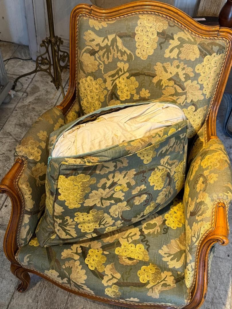 ハイバックアームチェア アンティーク 猫脚 グリーン系 1人掛けソファ イタリア