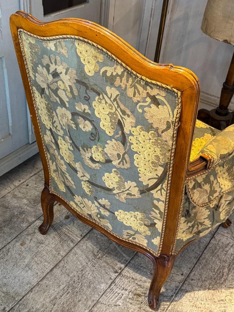 ハイバックアームチェア アンティーク 猫脚 グリーン系 1人掛けソファ イタリア