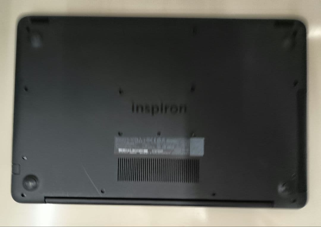 DELL Inspiron ノートPC 本体　i7-7500U