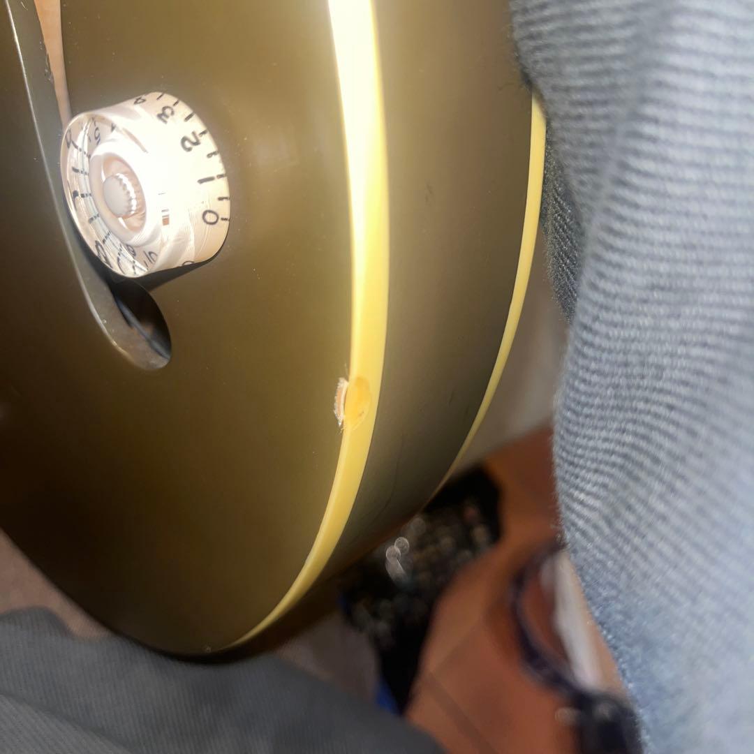 ES-333 トムデロングBLINK182