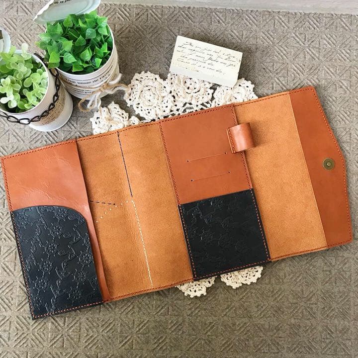 ご確認用 ヌメ革キャメルブラウン マリン柄と地図柄のA5フルカバー 手帳カバー