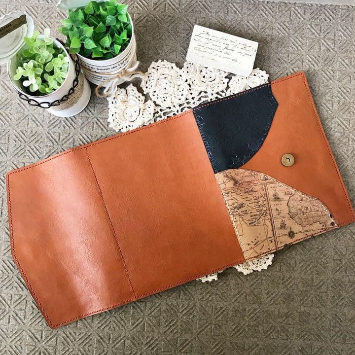 ご確認用 ヌメ革キャメルブラウン マリン柄と地図柄のA5フルカバー 手帳カバー