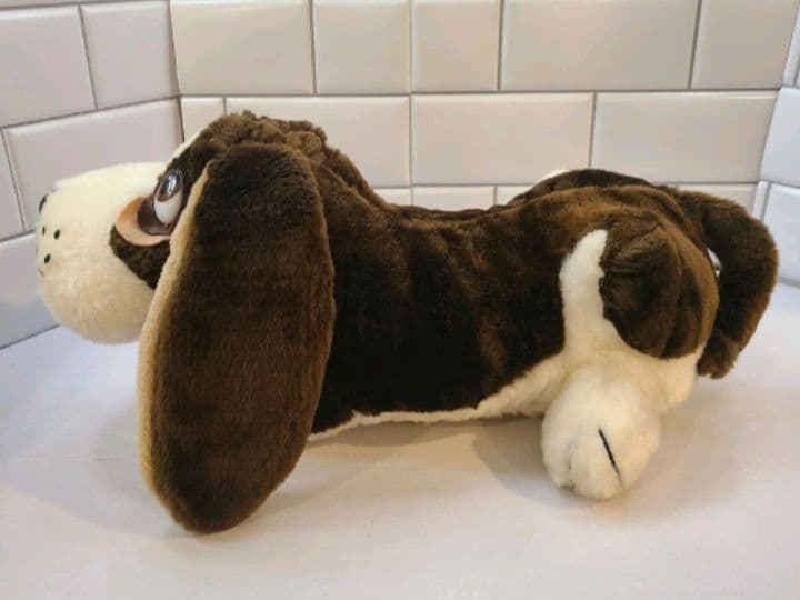 1986年　エルヴィス・プレスリー　ハウンド・ドッグ　ミュージカル玩具　15\"