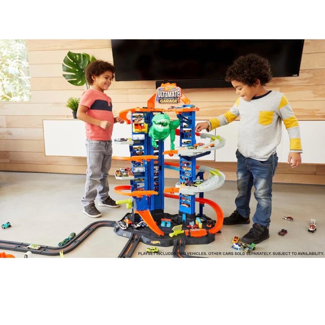 ホットウィール　ミニカー　プレイセット　おもちゃ