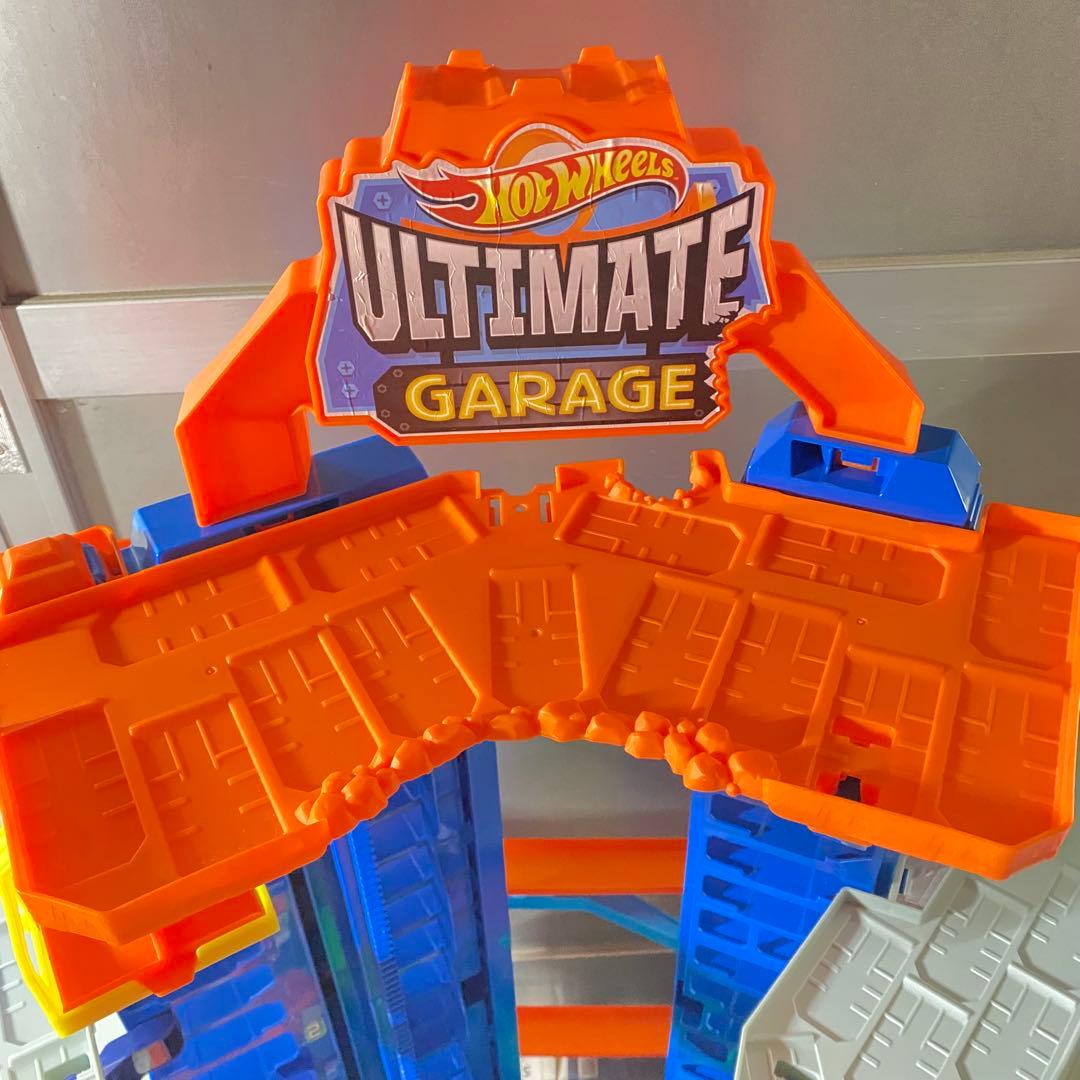 ホットウィール　ミニカー　プレイセット　おもちゃ