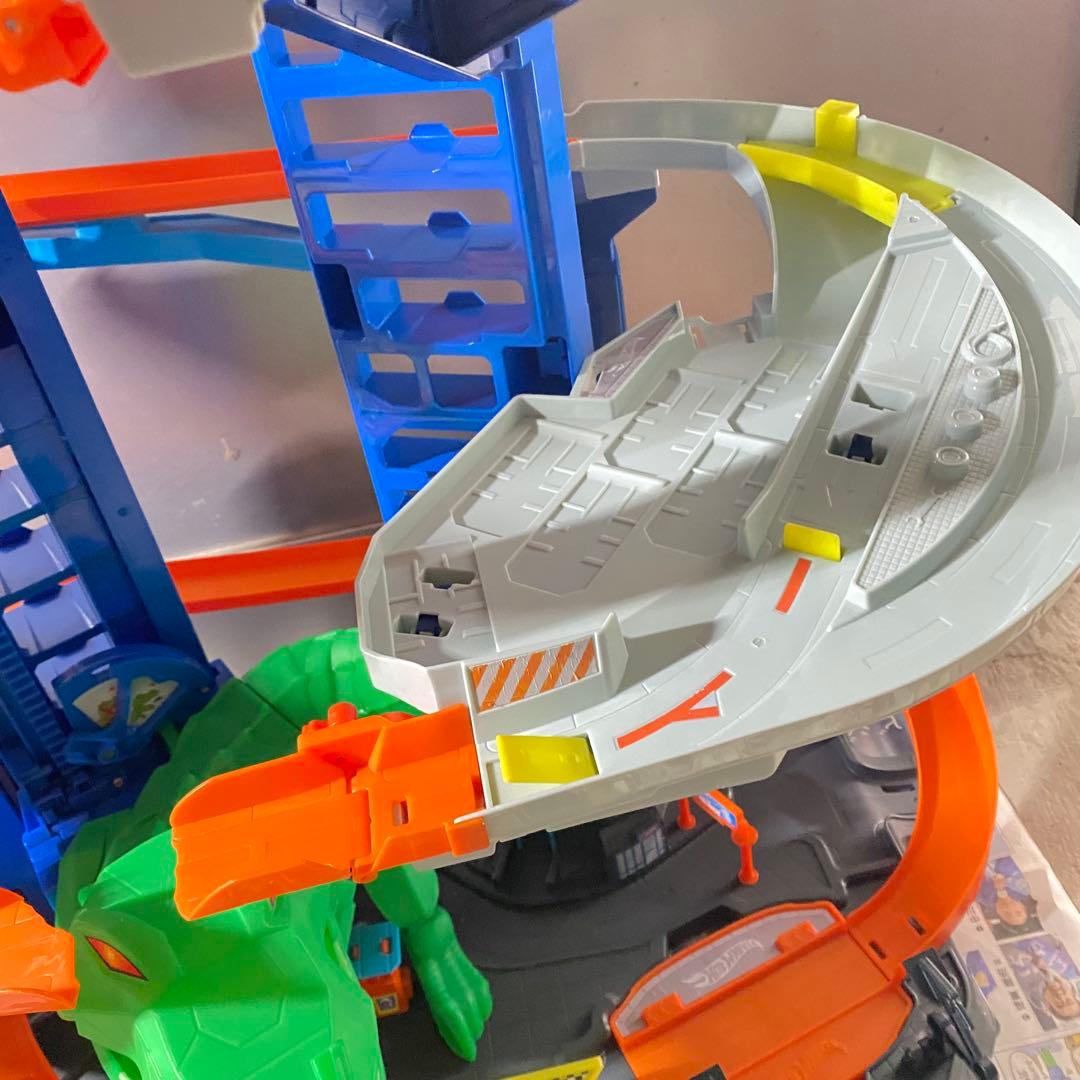 ホットウィール　ミニカー　プレイセット　おもちゃ