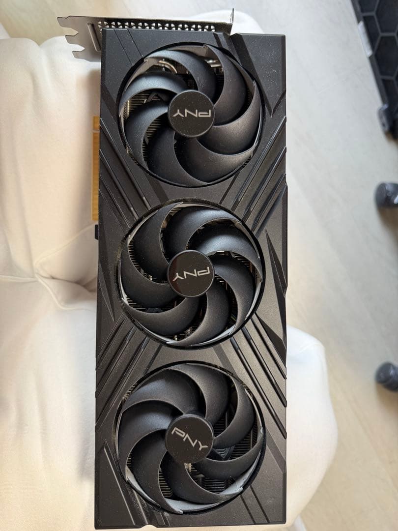 グラフィックボード・グラボ・ビデオカード PNY RTX4080SUPER