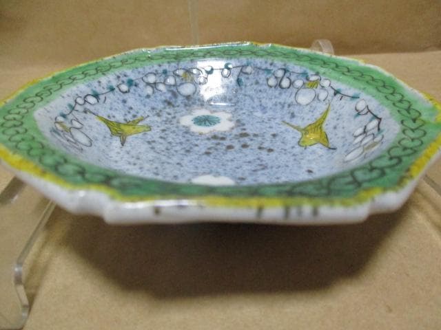 古九谷？色絵の端皿　P83-3