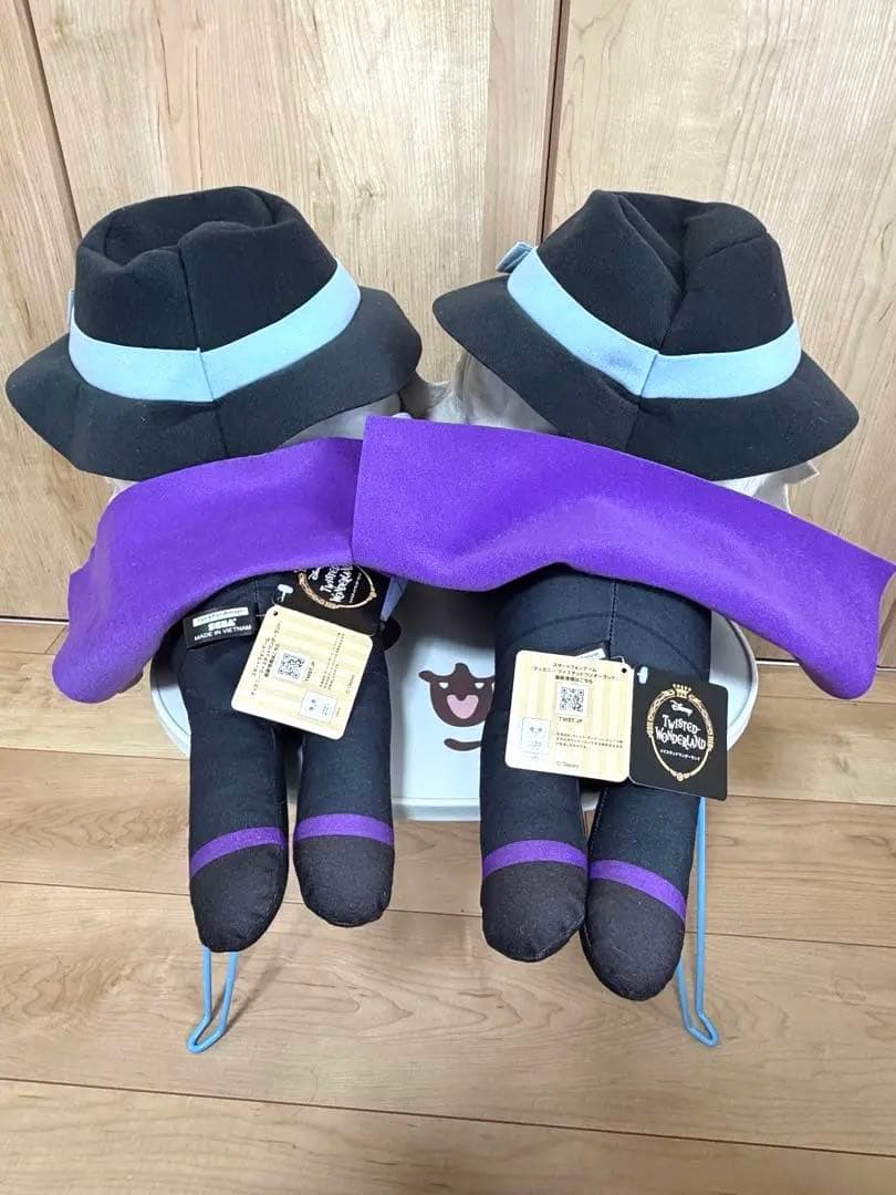 ツイステッドワンダーランド寝そべりぬいぐるみ 5点セット　おまけ2個