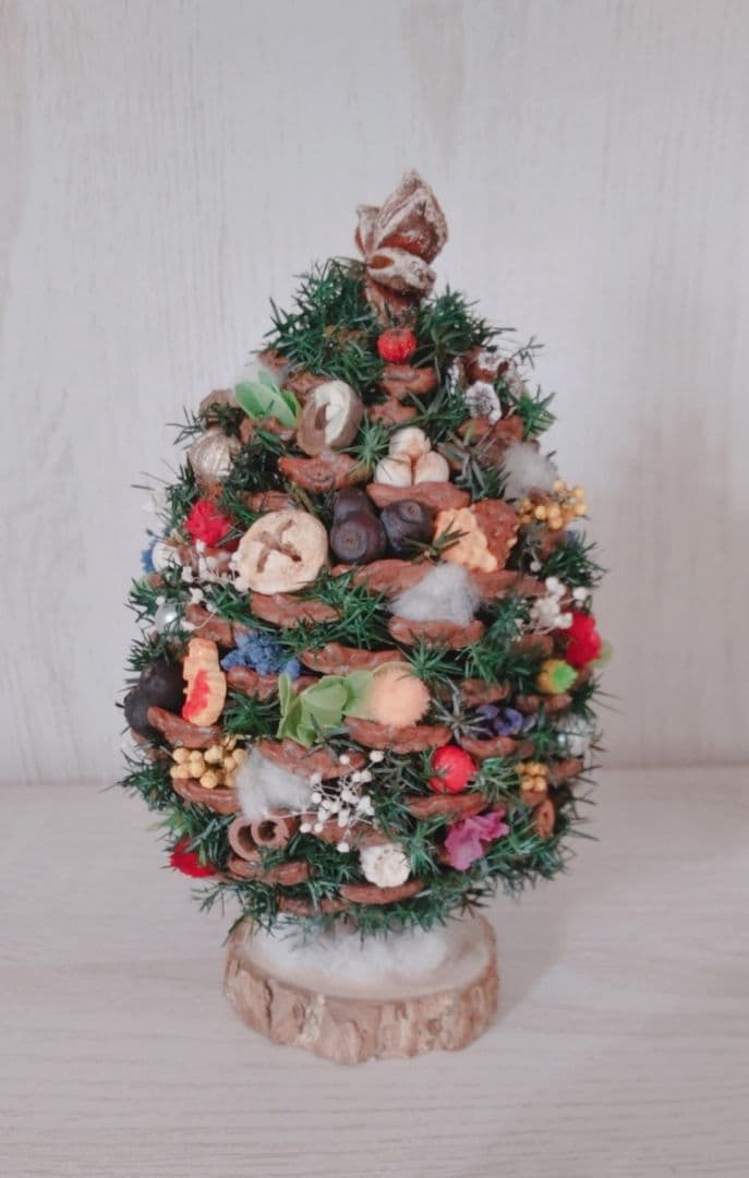 松ぼっくりツリー　大王松　クリスマスツリー　クリスマス　プリザーブド　スイーツ