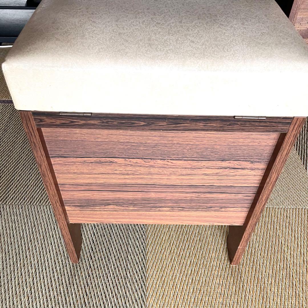 ◆昭和レトロ 収納付きスツール 小型椅子 木材 革張り ペイズリー柄 ゴールド①