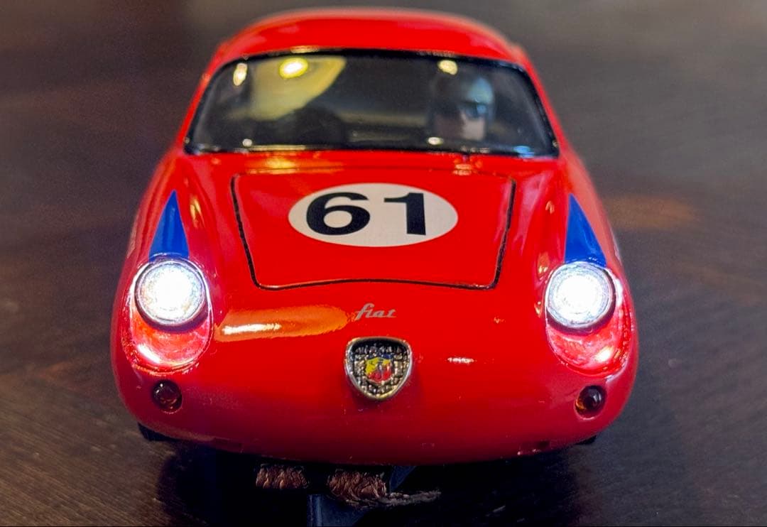 1/24 FIAT ABARTH 750 MFHレジン製作スロットカー中古品