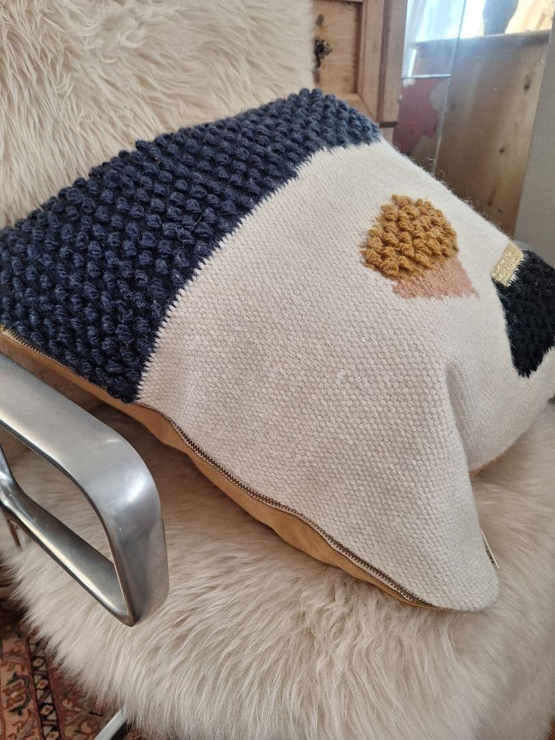 【美品】terms LIVINGS クッション(ザ・コンランショップ)