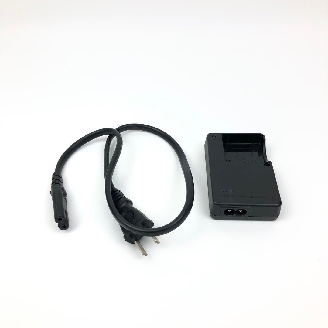 【極美品】CASIO EXILIM EX-Z300 シルバー コンデジ