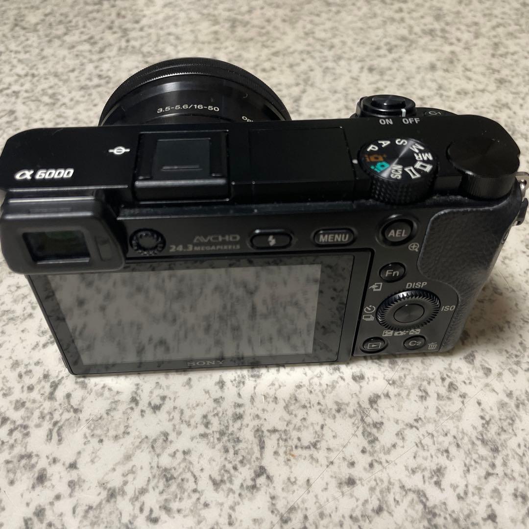 Sony α6000 パワーズームレンズキット　ILCE-6000L Bブラック