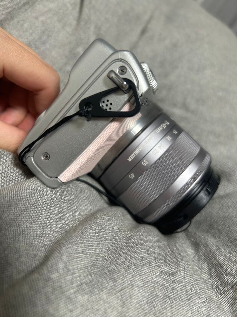 Canon EOS M100 EF-M15-45レンズキット リミテッドピンク