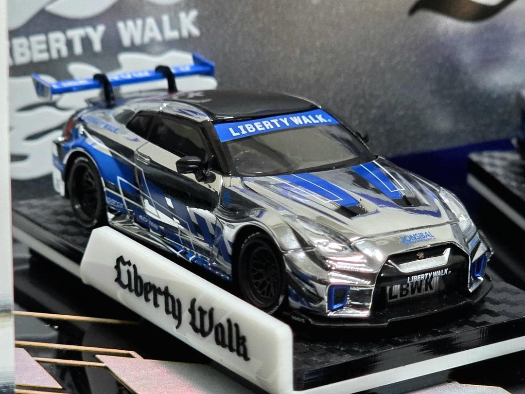 MINI GTリバティウォーク 東京オートサロン2026 限定 3台 ケース付き