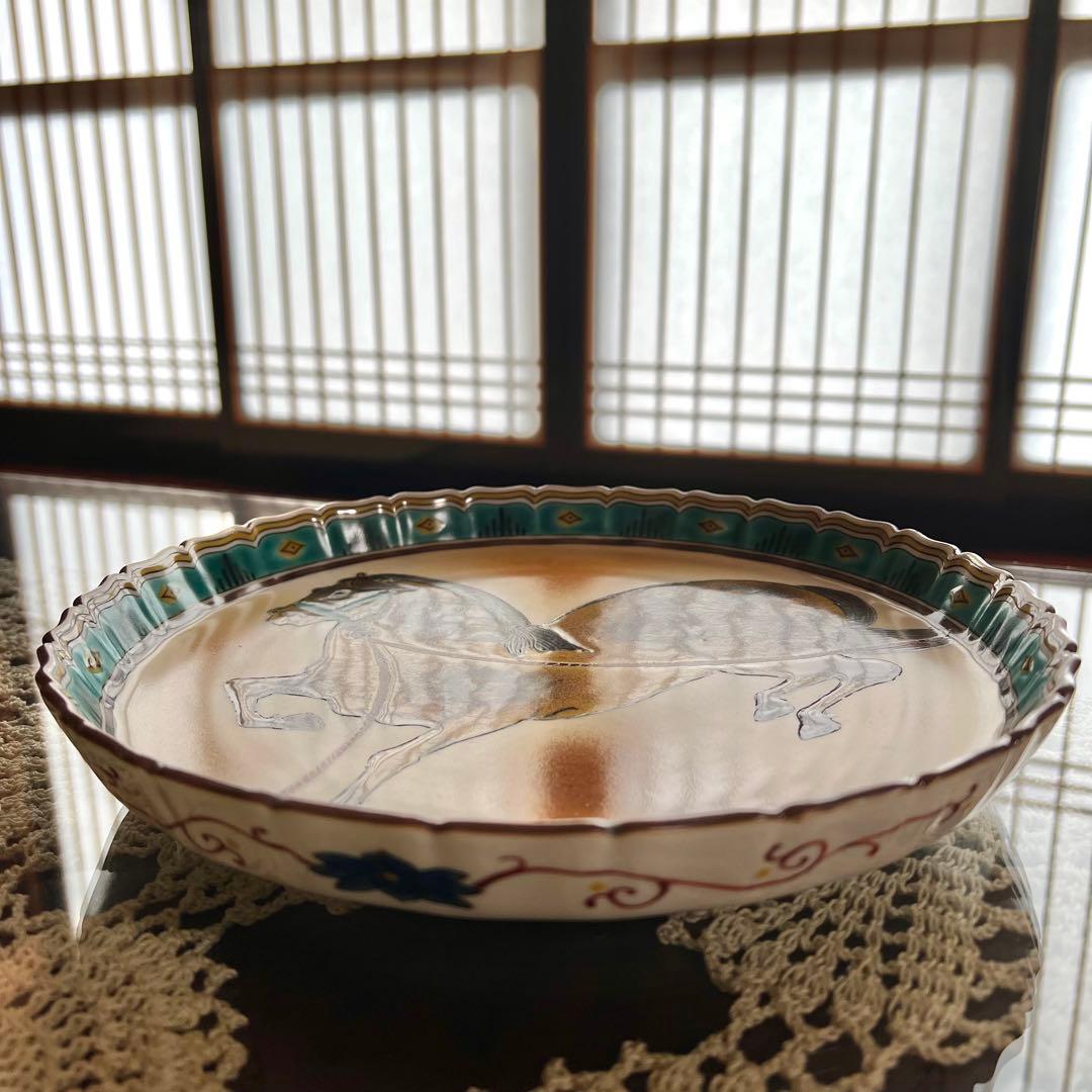 越田健一郎 飾皿 午 馬 干支 九谷焼 作家もの 共箱 共布