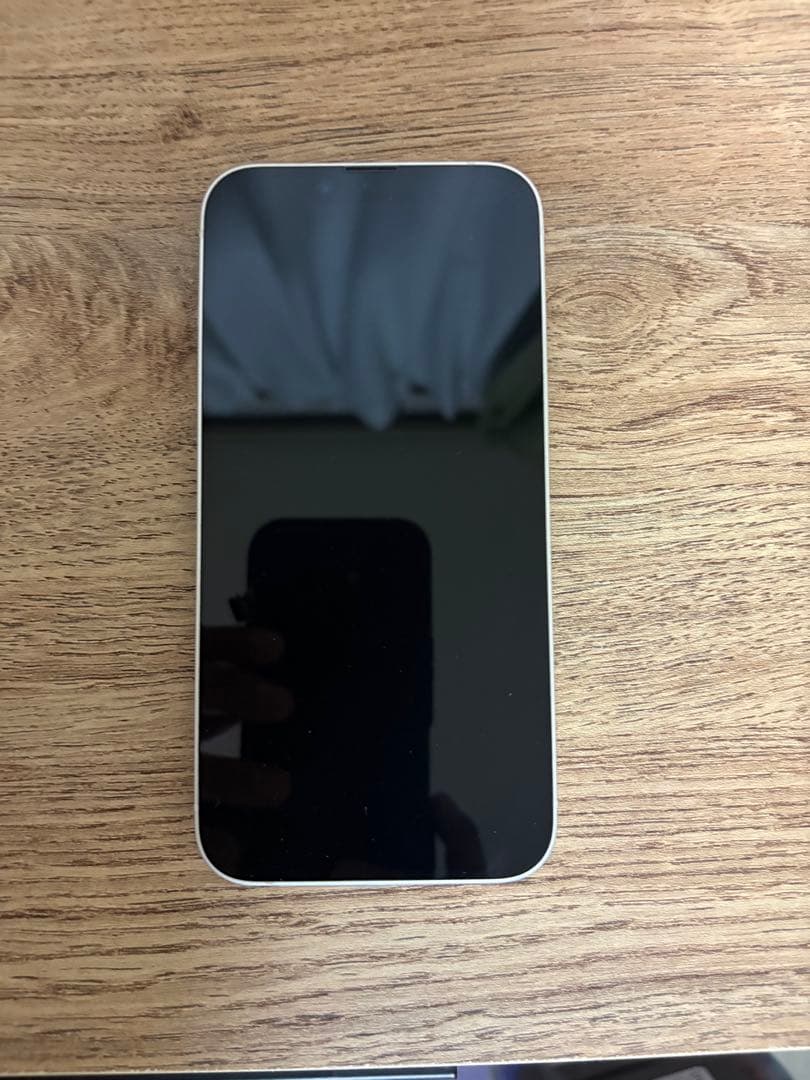 Apple iPhone 14 256GB スターライト
