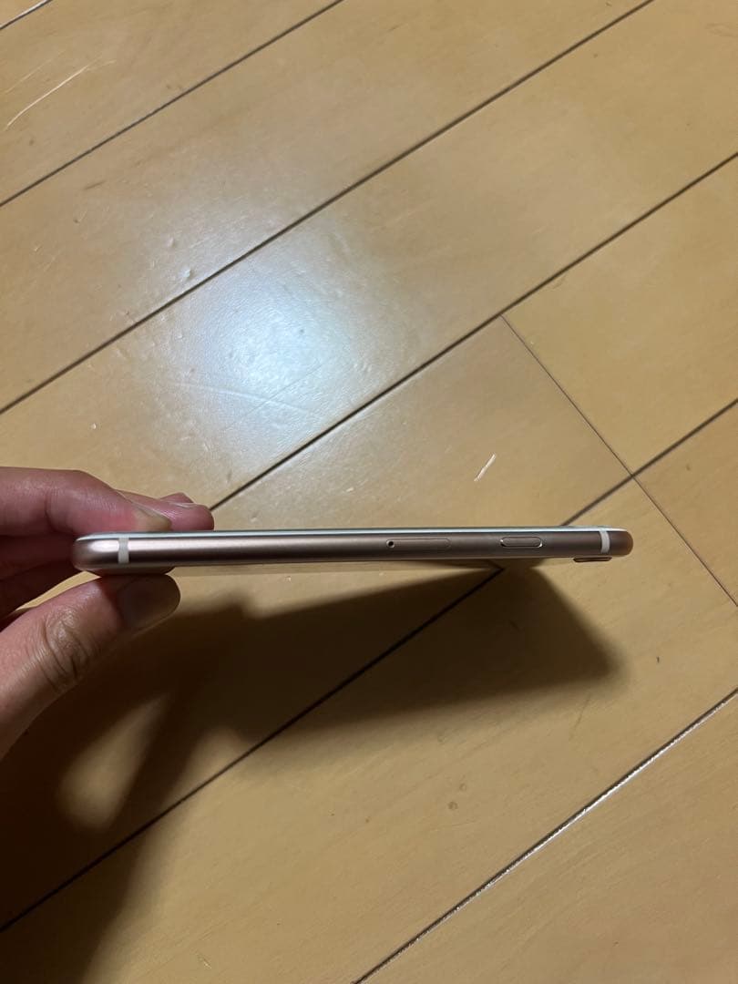 極美品 Apple iPhone 8 ゴールド 64GB SIMフリー