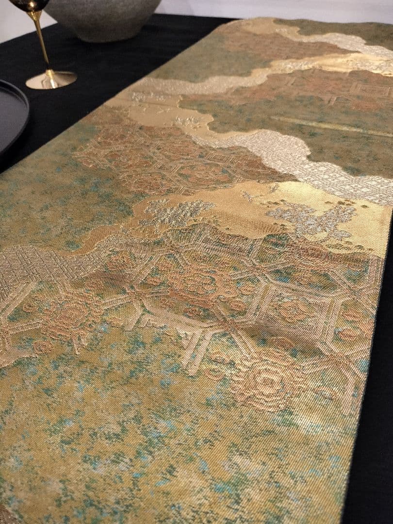 A362★高級‼️緑黄金‼️袋帯テーブルランナー2ｍ