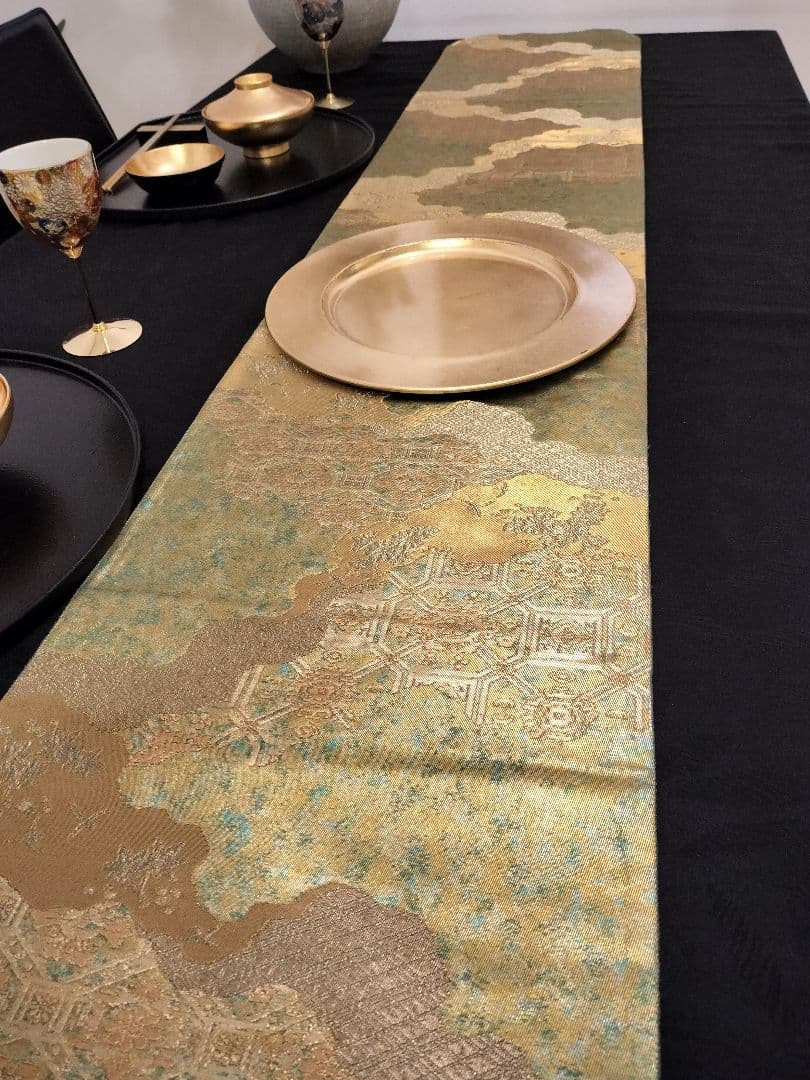 A362★高級‼️緑黄金‼️袋帯テーブルランナー2ｍ