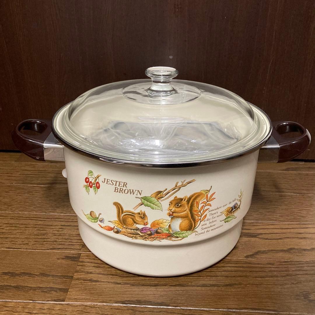 ジェスターブラウン　ホーロー　深型万能鍋　両手鍋　リス柄　蒸し碗4個　レトロ