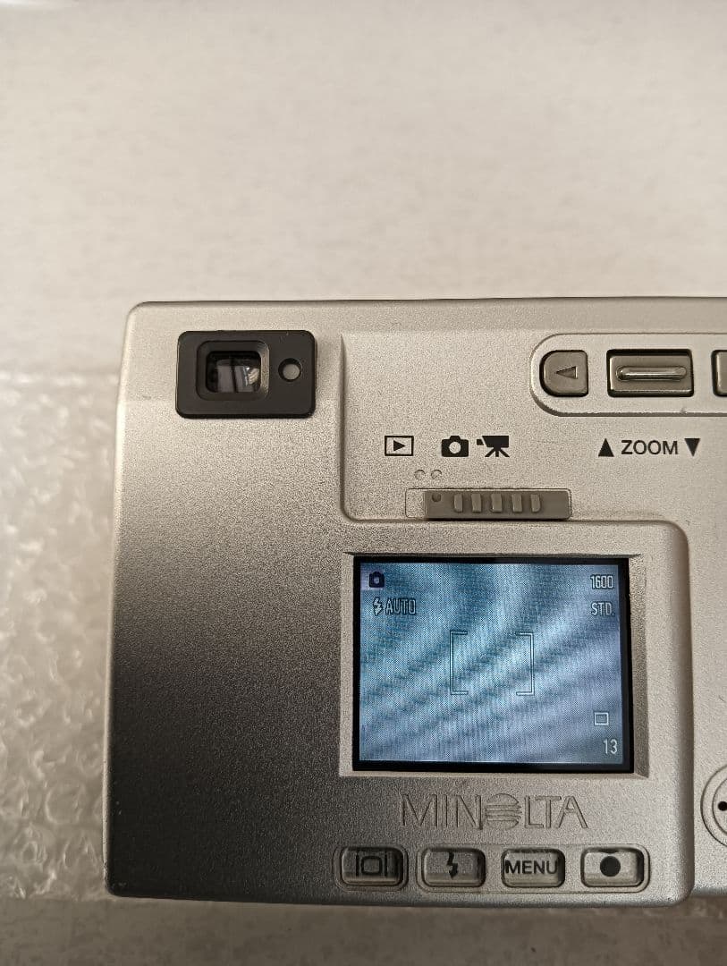 MINOLTA　DIMAGE X　デジカメ