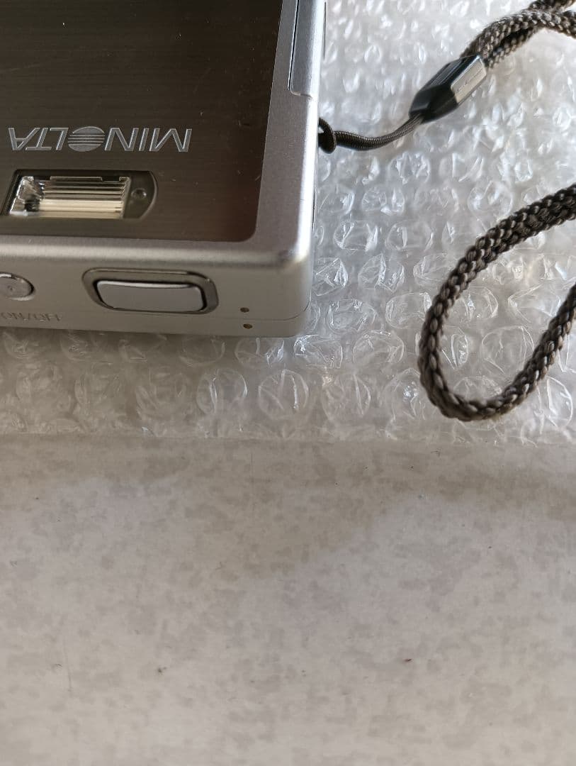MINOLTA　DIMAGE X　デジカメ