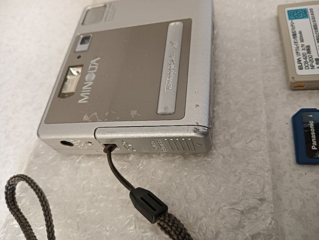 MINOLTA　DIMAGE X　デジカメ