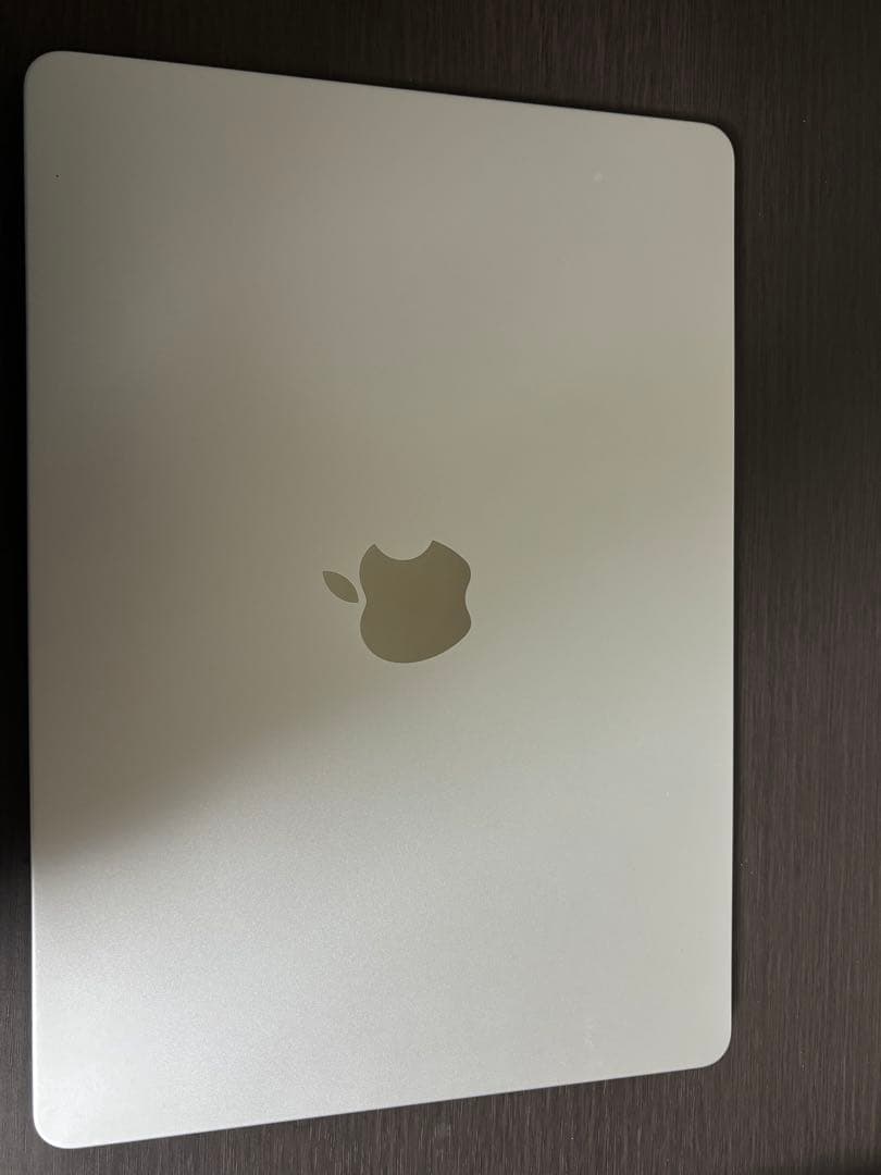 Apple MacBook Air シルバー　M4 16GBメモリ
