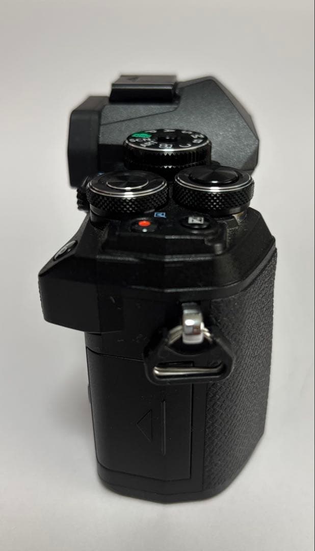 OLYMPUS OM-D E-M5 Marklll ミラーレス一眼 ブラック
