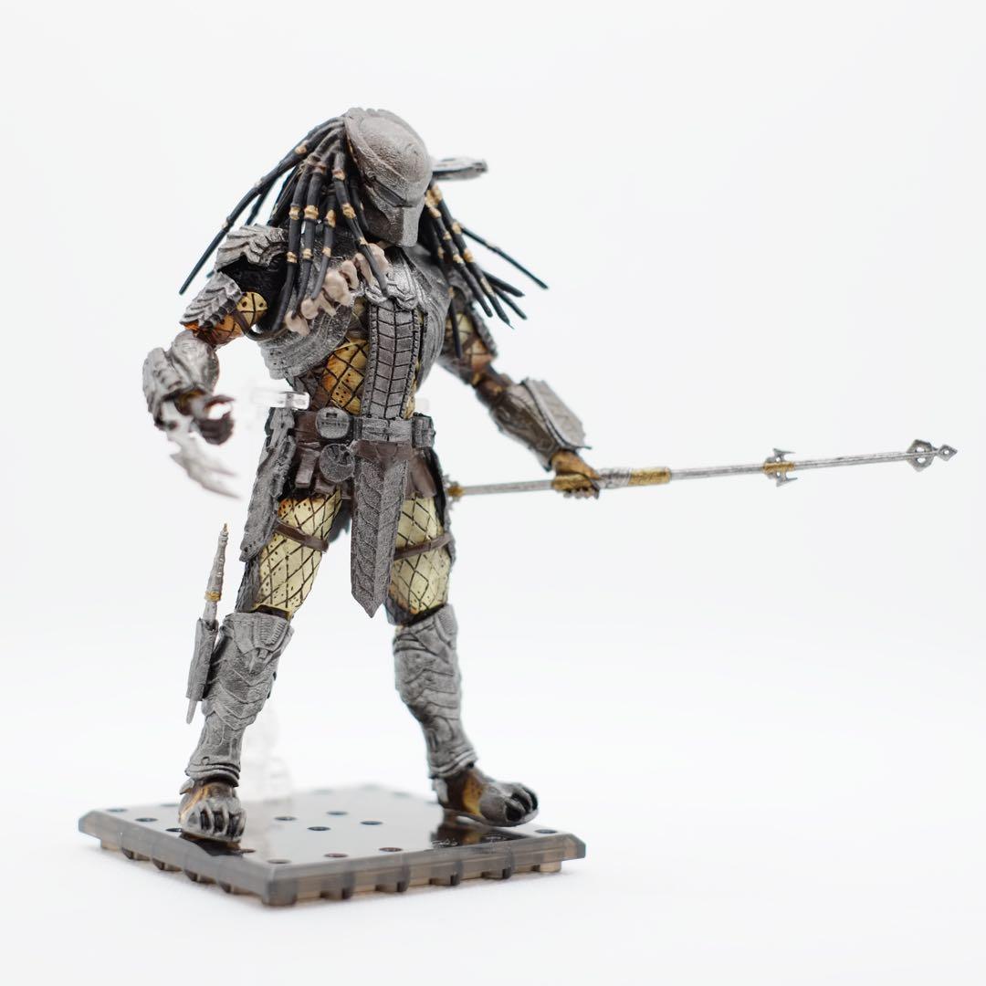 AVP 1/18 スカー プレデター　ハイヤトイズ　フィギュア　エイリアン　VS