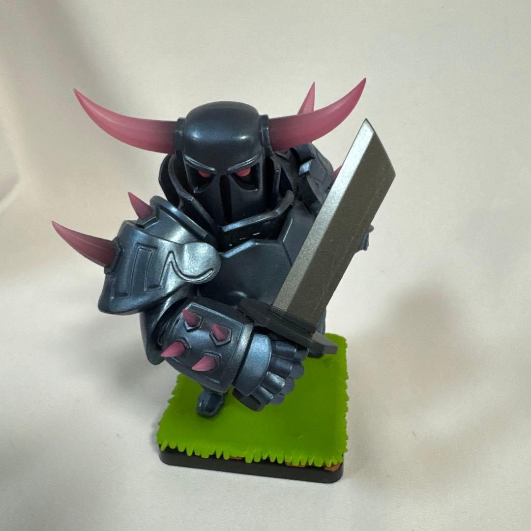 【クラッシュオブクラン】クラクラ クラロワ ペッカ PEKKA フィギュア
