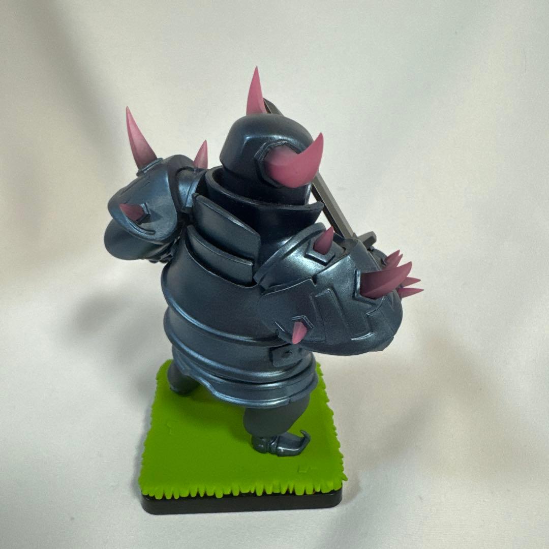 【クラッシュオブクラン】クラクラ クラロワ ペッカ PEKKA フィギュア