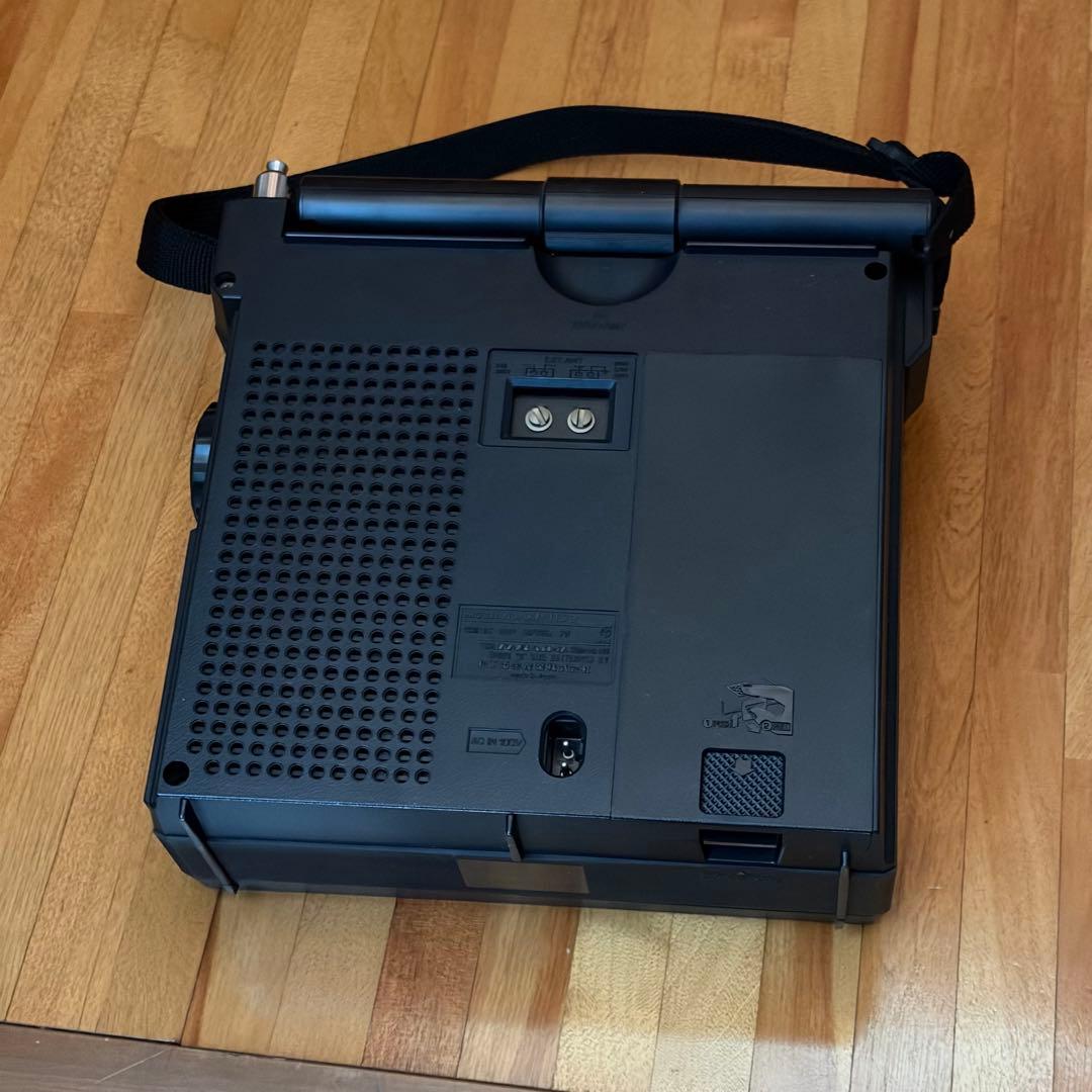 National COUGAR115 5バンドラジオ　難あり要修理品