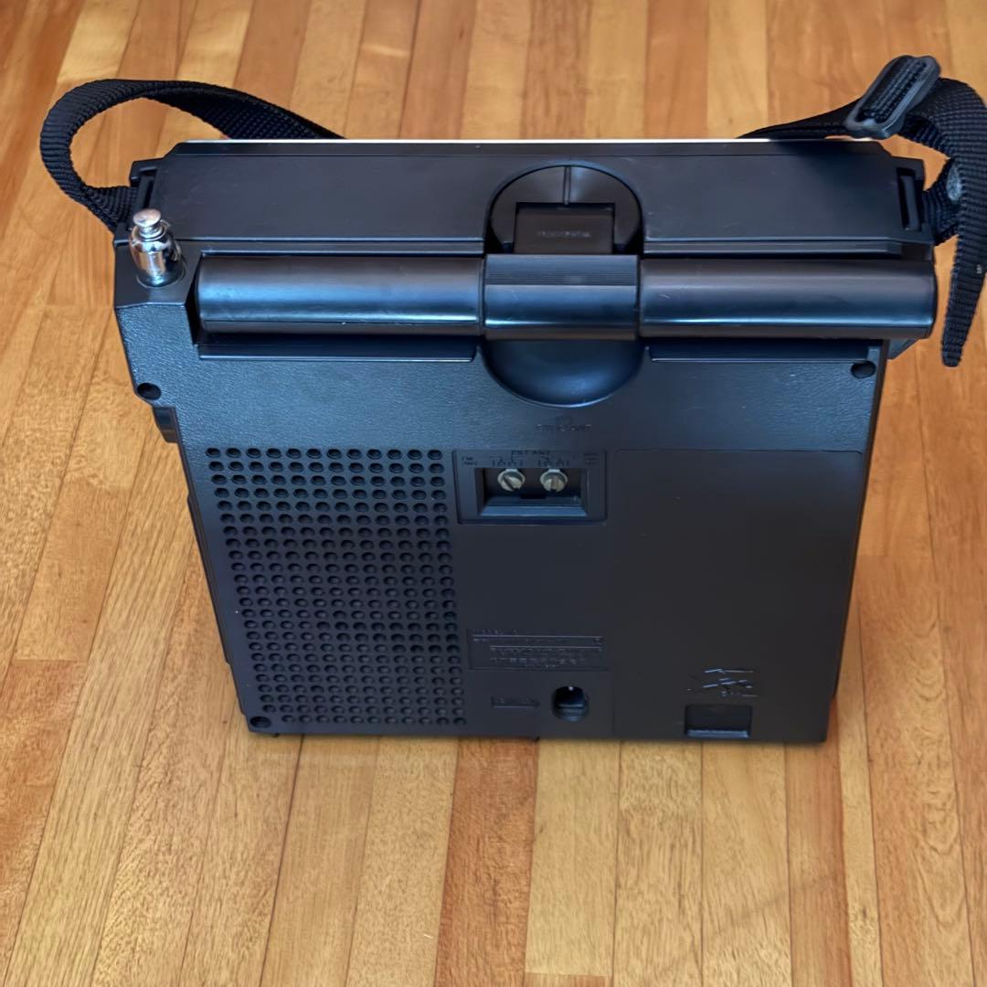 National COUGAR115 5バンドラジオ　難あり要修理品