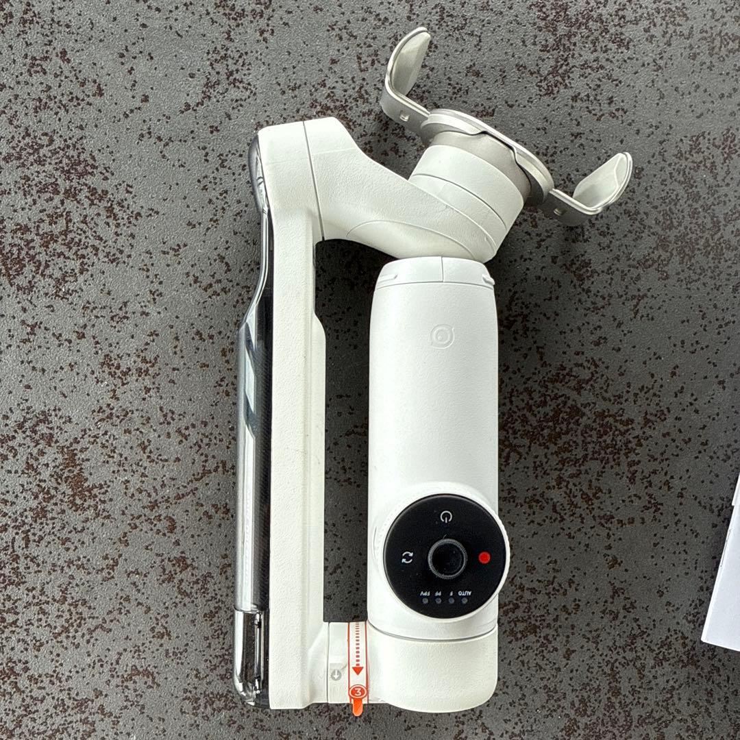 美品！Insta360 Flow スタビライザー