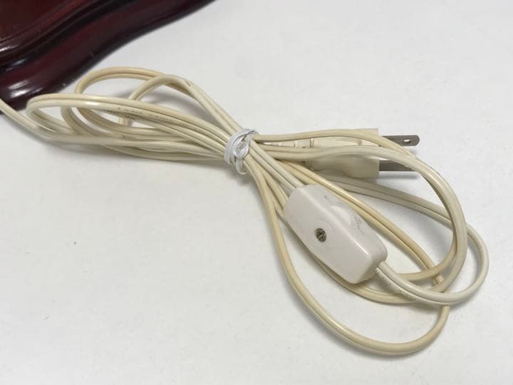 エレガントなテーブルランプ ②