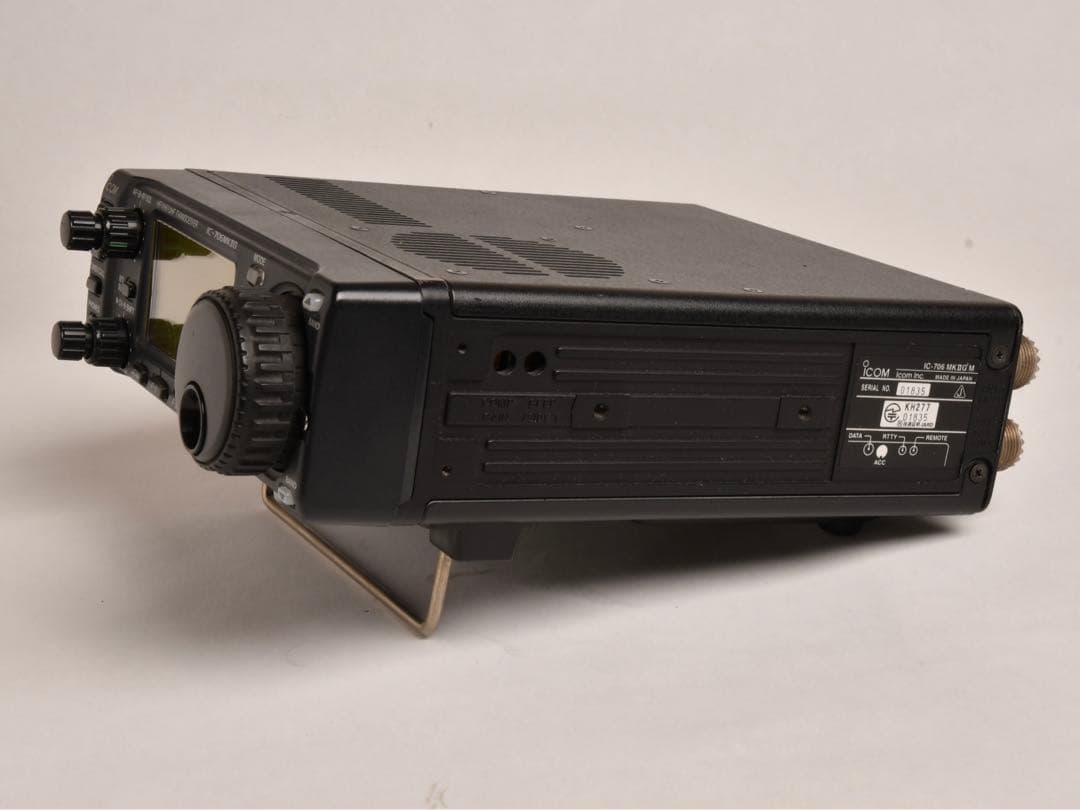 ICOM IC-706MKII HF/50/144/430MHz 50W機